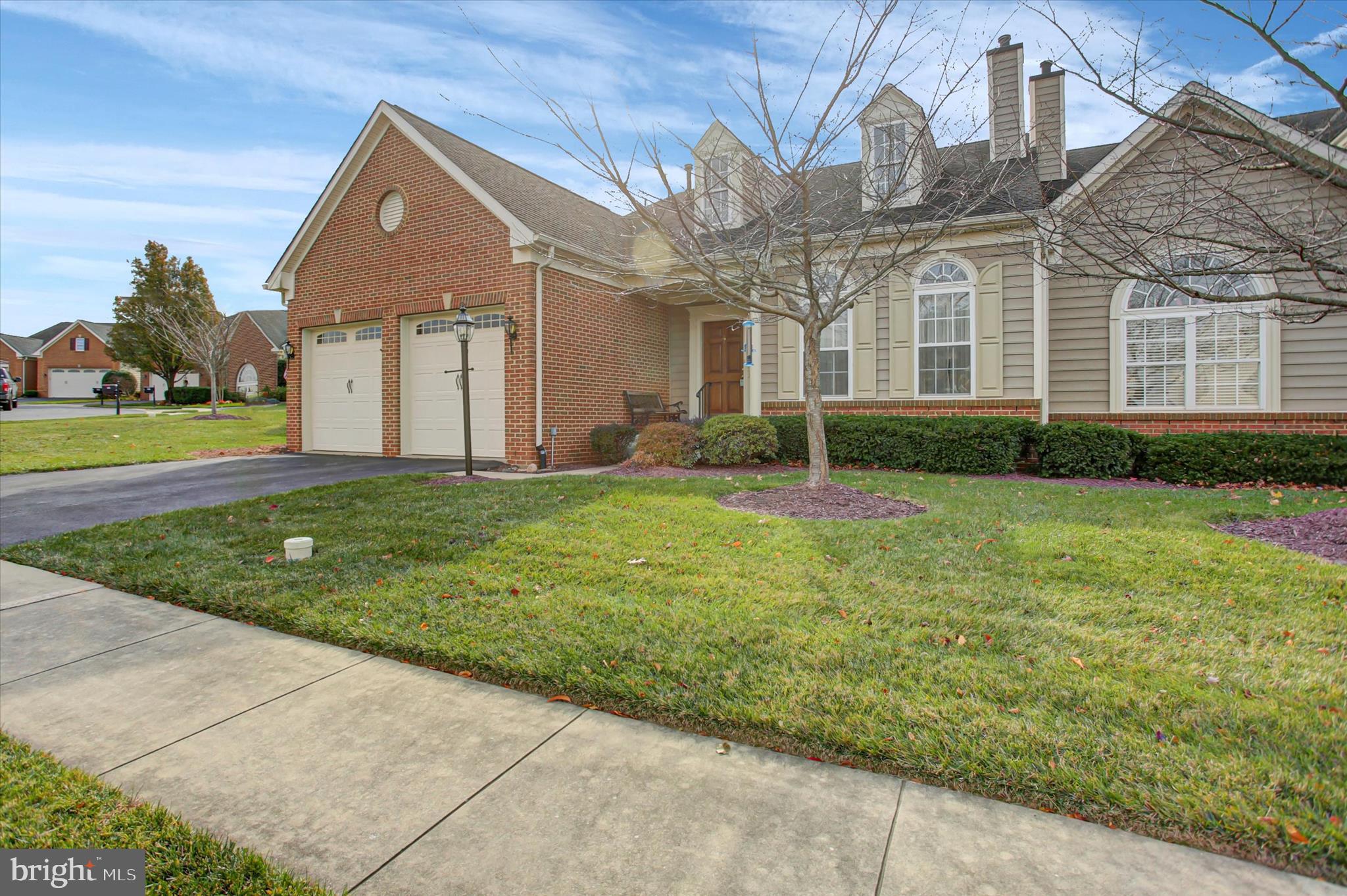 SIGNATURE CLUB AT GREENVIEW - Residential