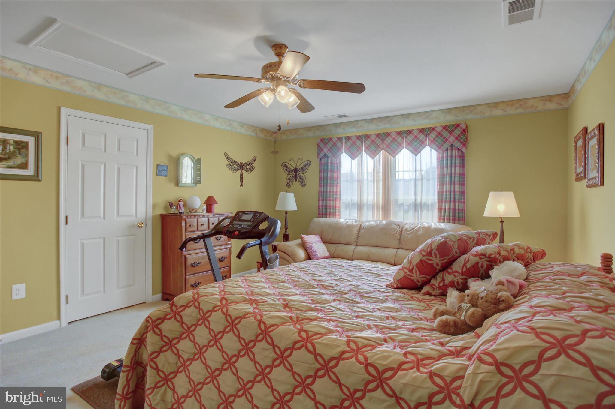 SIGNATURE CLUB AT GREENVIEW - Residential