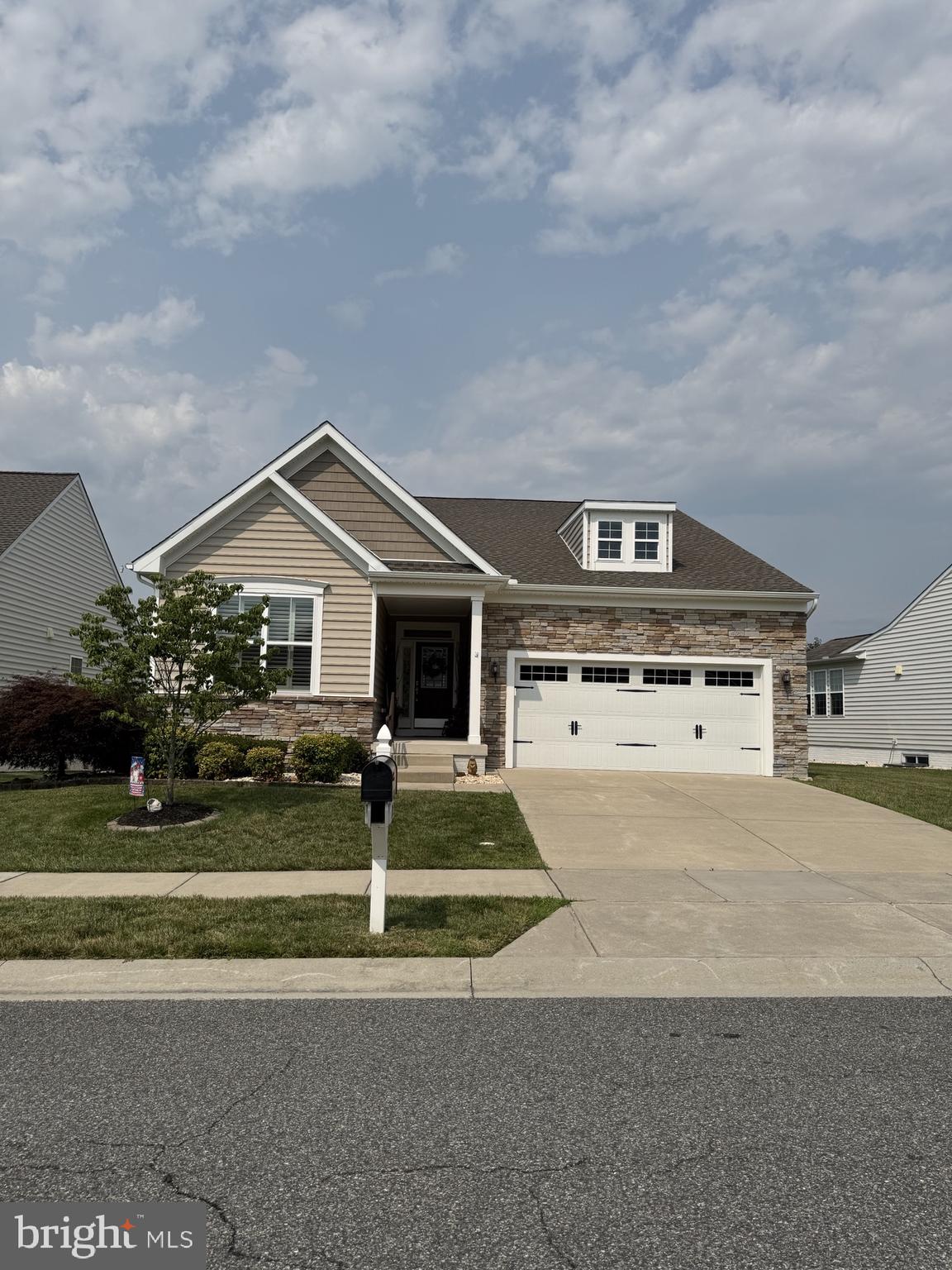 171 SILVER MAPLE ROAD