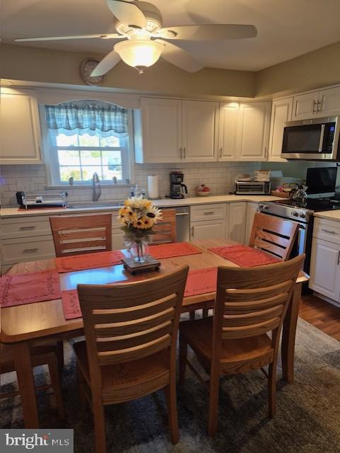 MAIDENCREEK - Residential