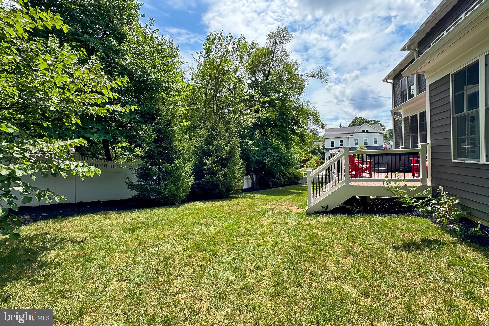 VIENNA WOODS - Residential