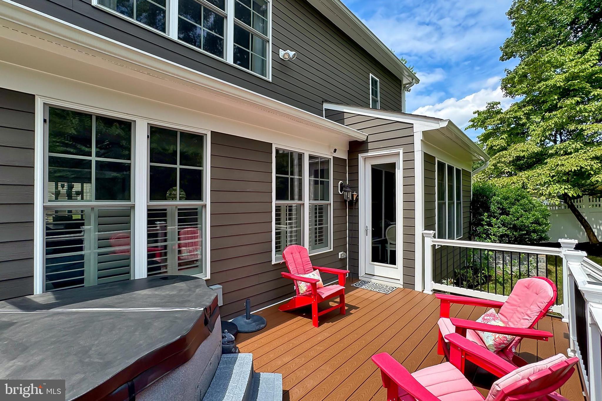 VIENNA WOODS - Residential