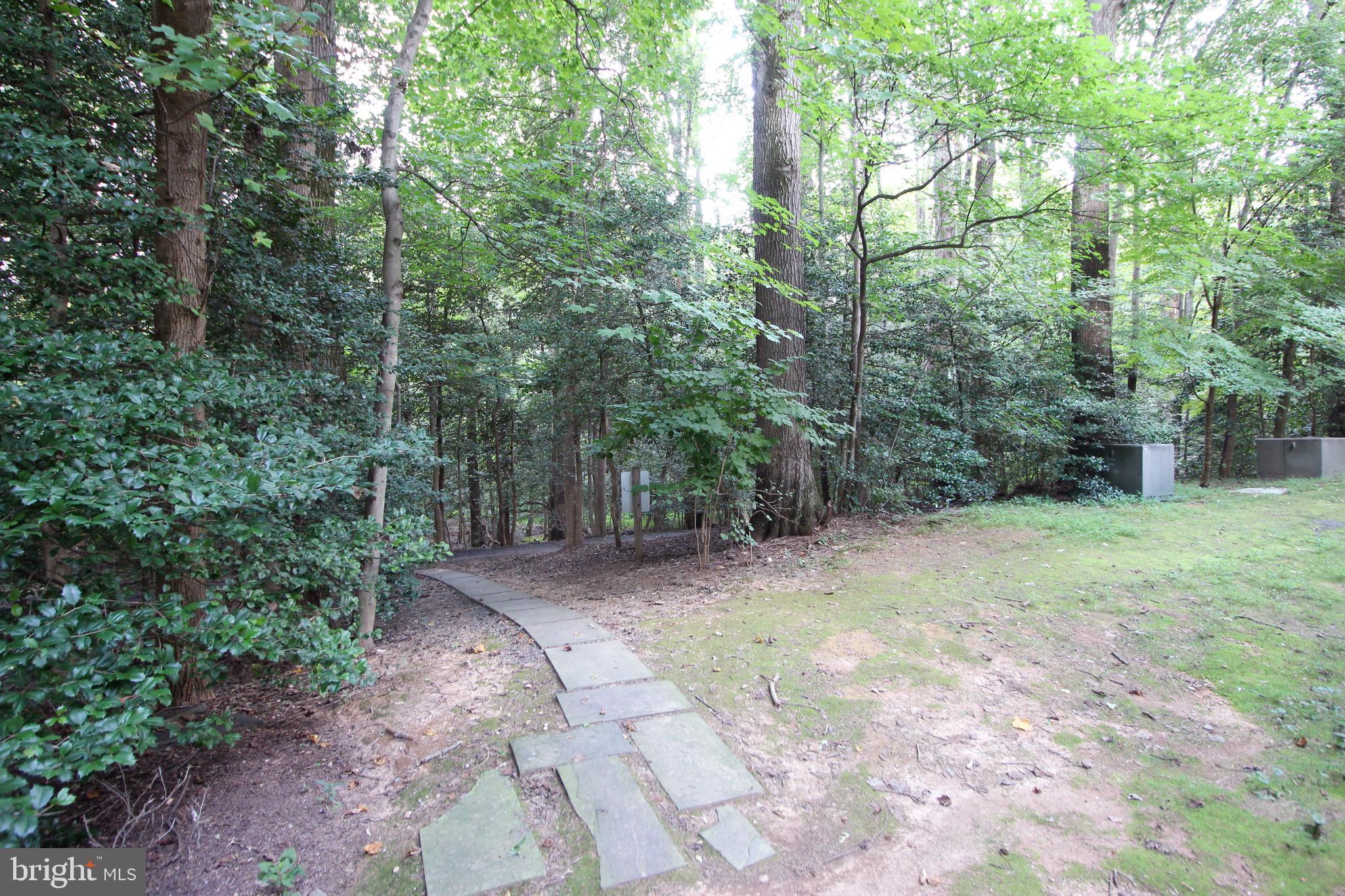 BRISTOL HOUSE - Residential Lease