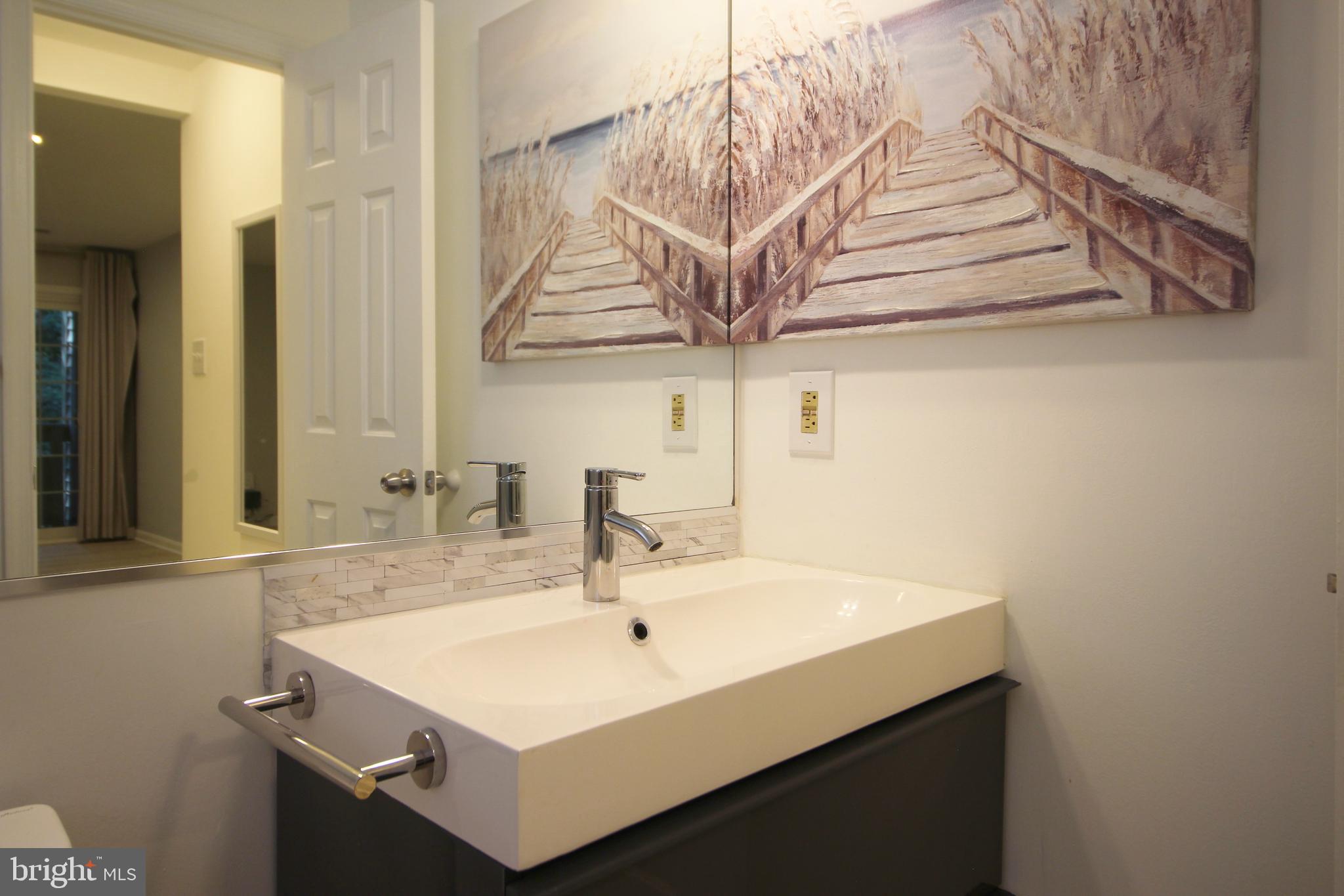 BRISTOL HOUSE - Residential Lease