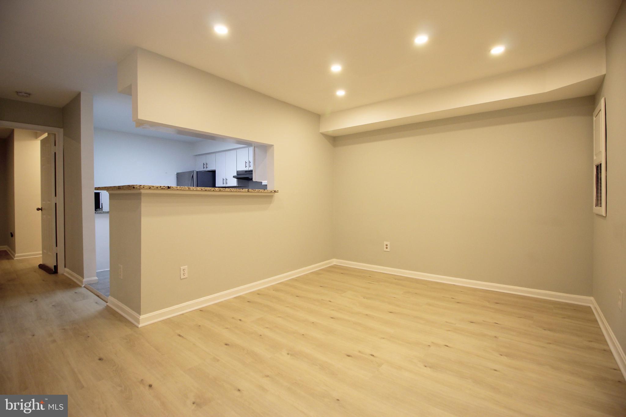 BRISTOL HOUSE - Residential Lease