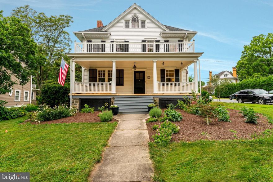 NEW PRICE! Quintessential Rol Pk Victorian on great block w fab front porch, perfect for summer evenings. Classic 4 square layout. Lg din rm, den. Newer kit w granite, some stainless. Central air. Stunning new master ba, huge master walk-in closet. Newer roof & furnace. Terrific loc'n w lg level fencd rear yd. Butler's Pantry,  2 decor FP, Sunny & bright. Walk to everything. 1 car det gar.