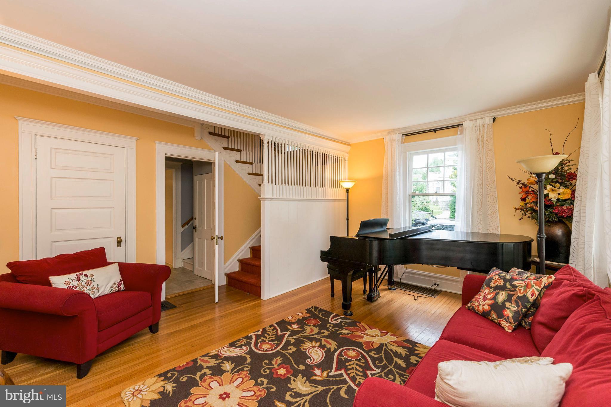 ROLAND PARK - Residential