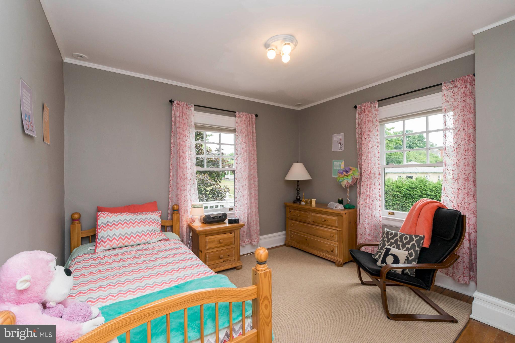 ROLAND PARK - Residential