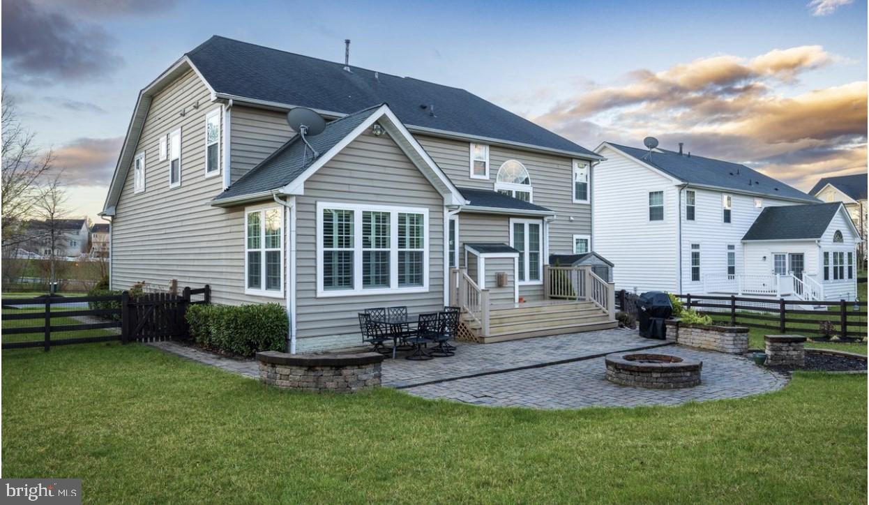 VILLAGES OF URBANA - Residential Lease