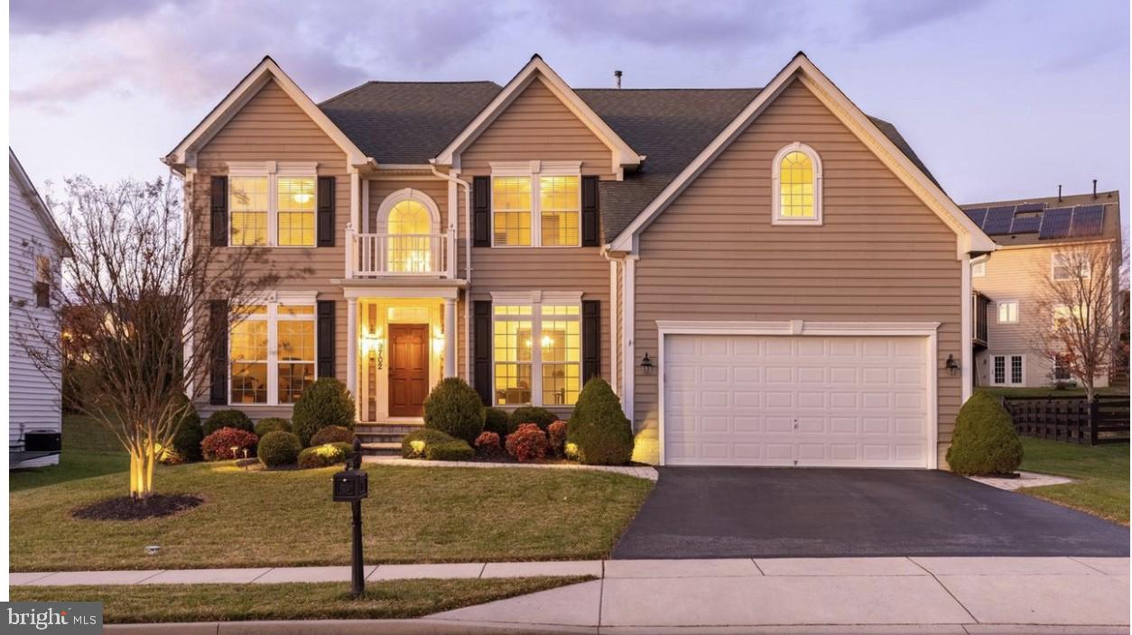 Move into a comfortable and beautiful single-family home today in the Urbana School district!
We have two spacious rooms available, each featuring a private bathroom. May be rented together or individually.
High-speed WiFi and utilities included
✅ Access to kitchen, laundry, and common areas
✅ Kitchen equipped with fridge, sink, oven, stovetop, and cookware—ideal for cooking your favorite meals!
THIS IS A ROOM ONLY RENTAL. 2 AVAILBLE ROOMS
This is the ideal place to call home, featuring various relaxing spaces both indoors and in the garden.