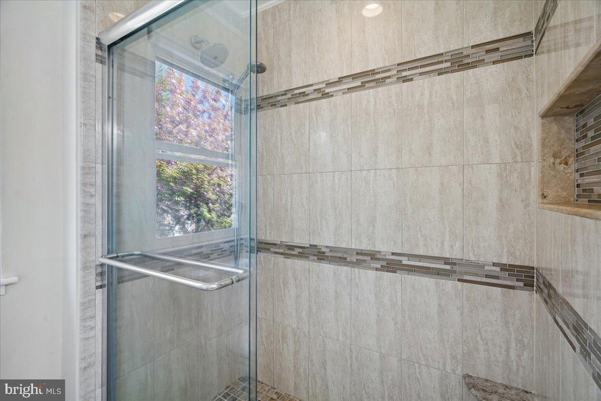 CHURCHILL TOWN SECTOR - Residential