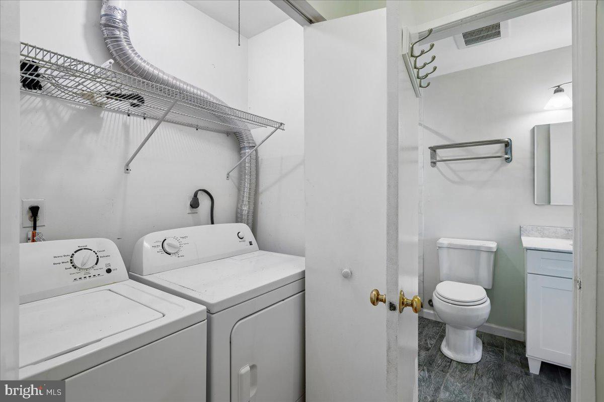 CHURCHILL TOWN SECTOR - Residential