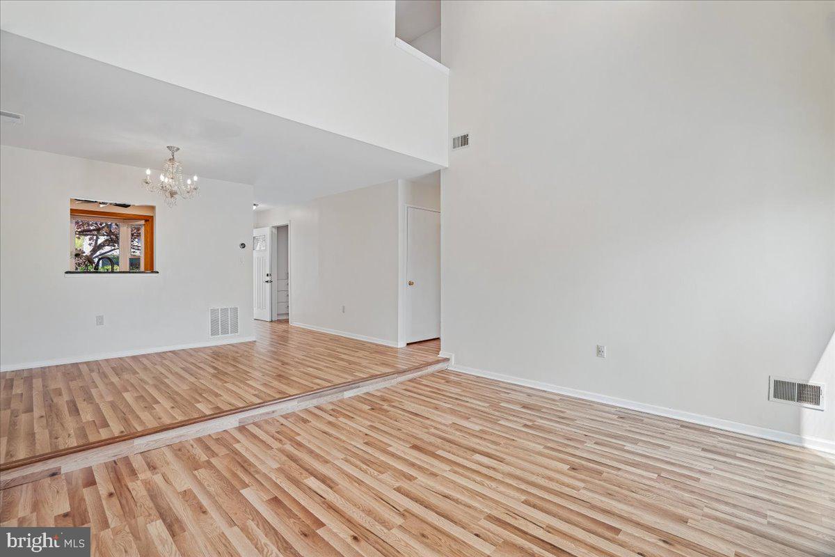 CHURCHILL TOWN SECTOR - Residential