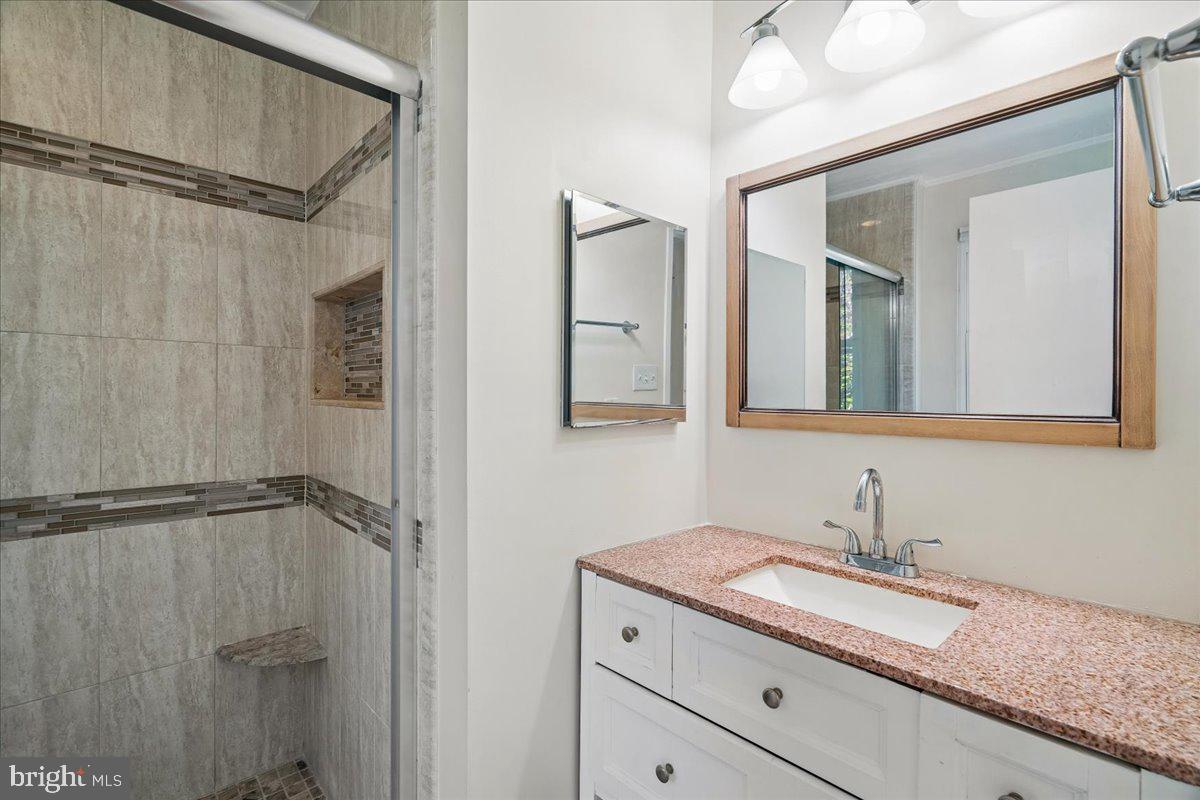 CHURCHILL TOWN SECTOR - Residential