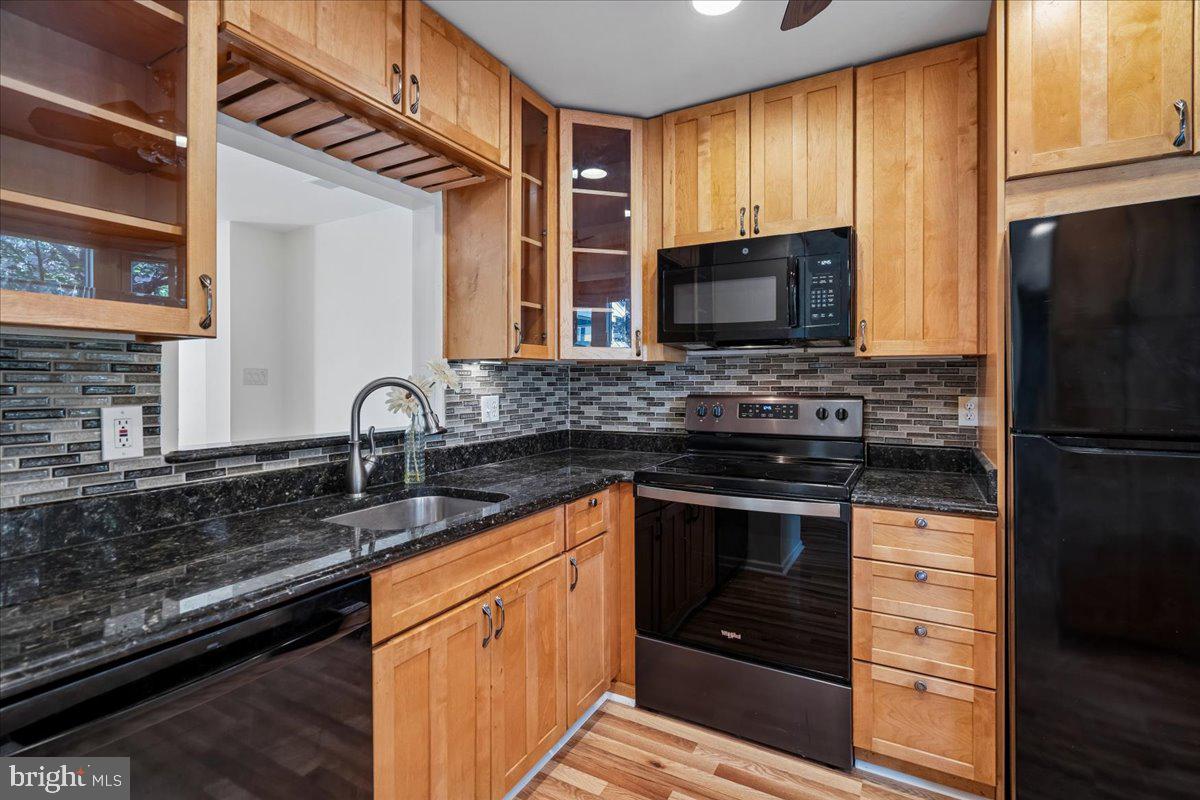 CHURCHILL TOWN SECTOR - Residential