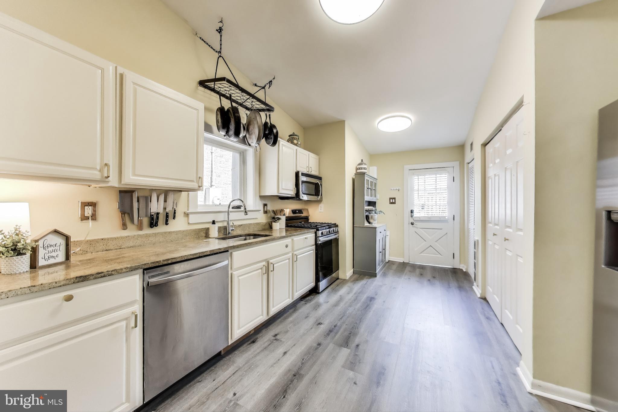 PARKER GRAY - Residential