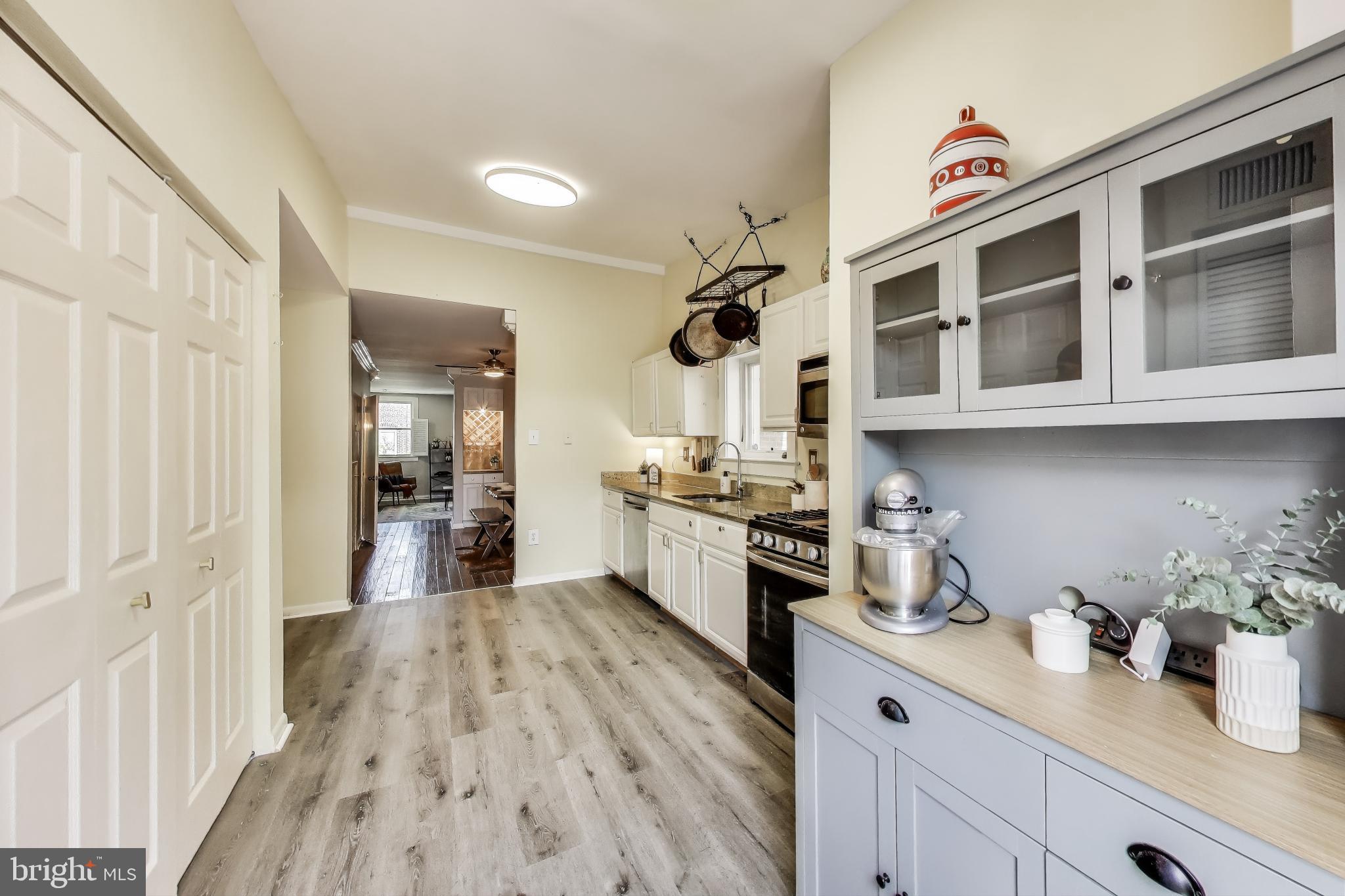 PARKER GRAY - Residential