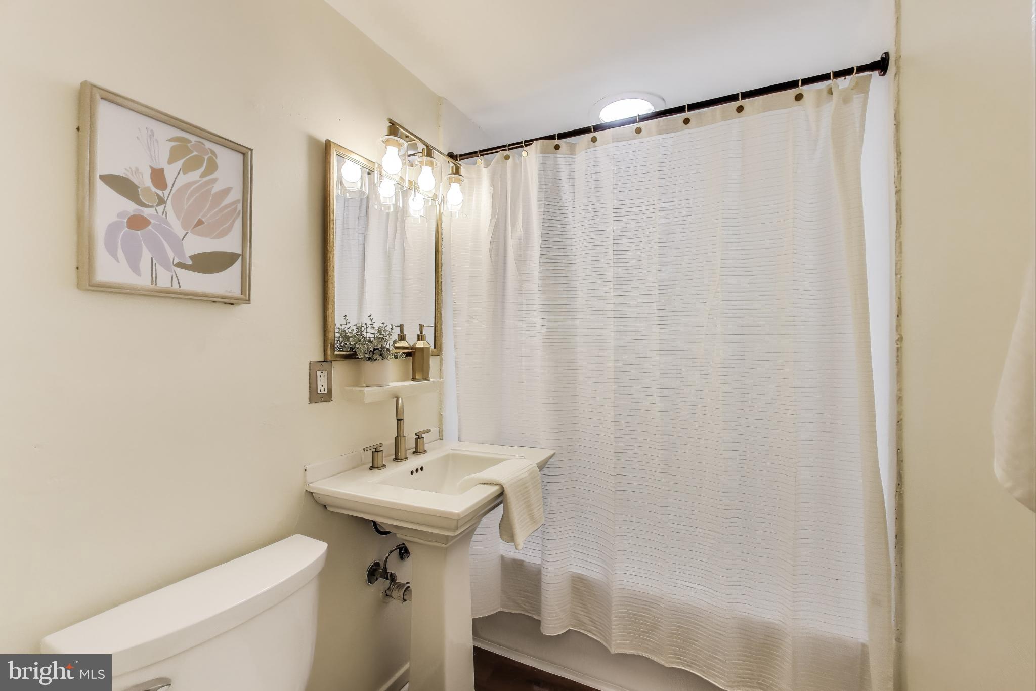 PARKER GRAY - Residential