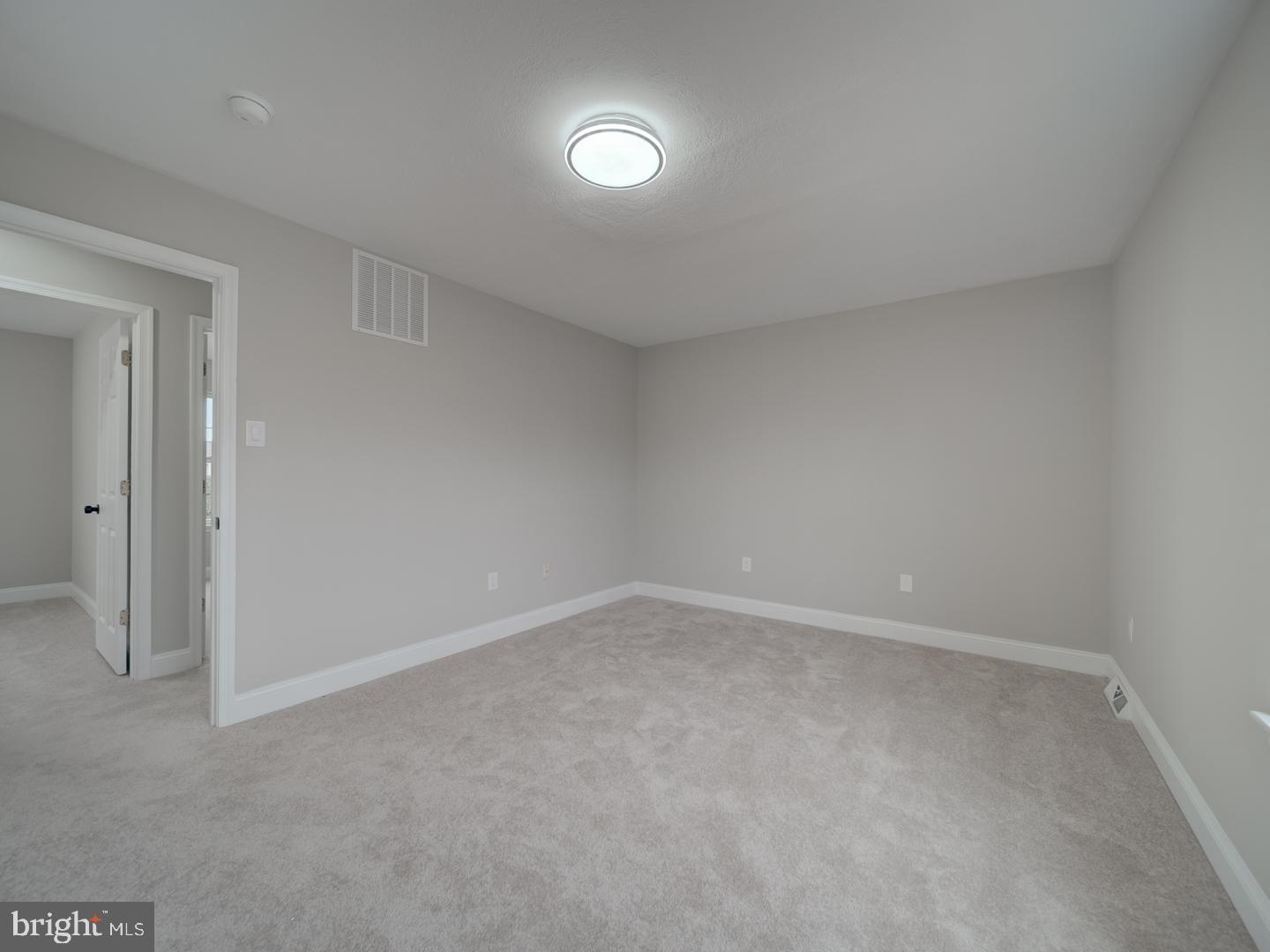 NEW MARKET WEST - Residential