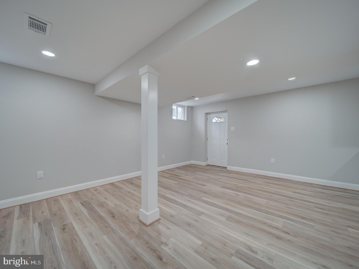 NEW MARKET WEST - Residential