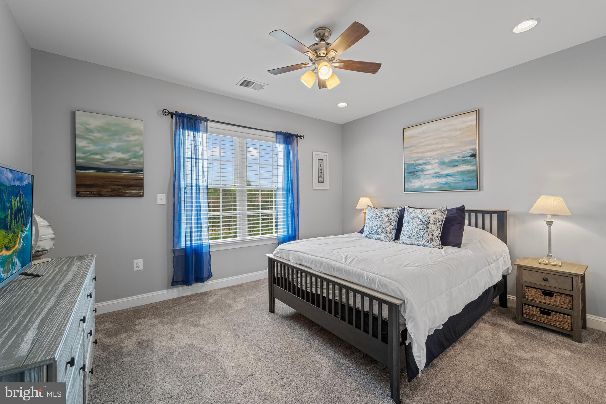 WATERFORD CREEK - Residential