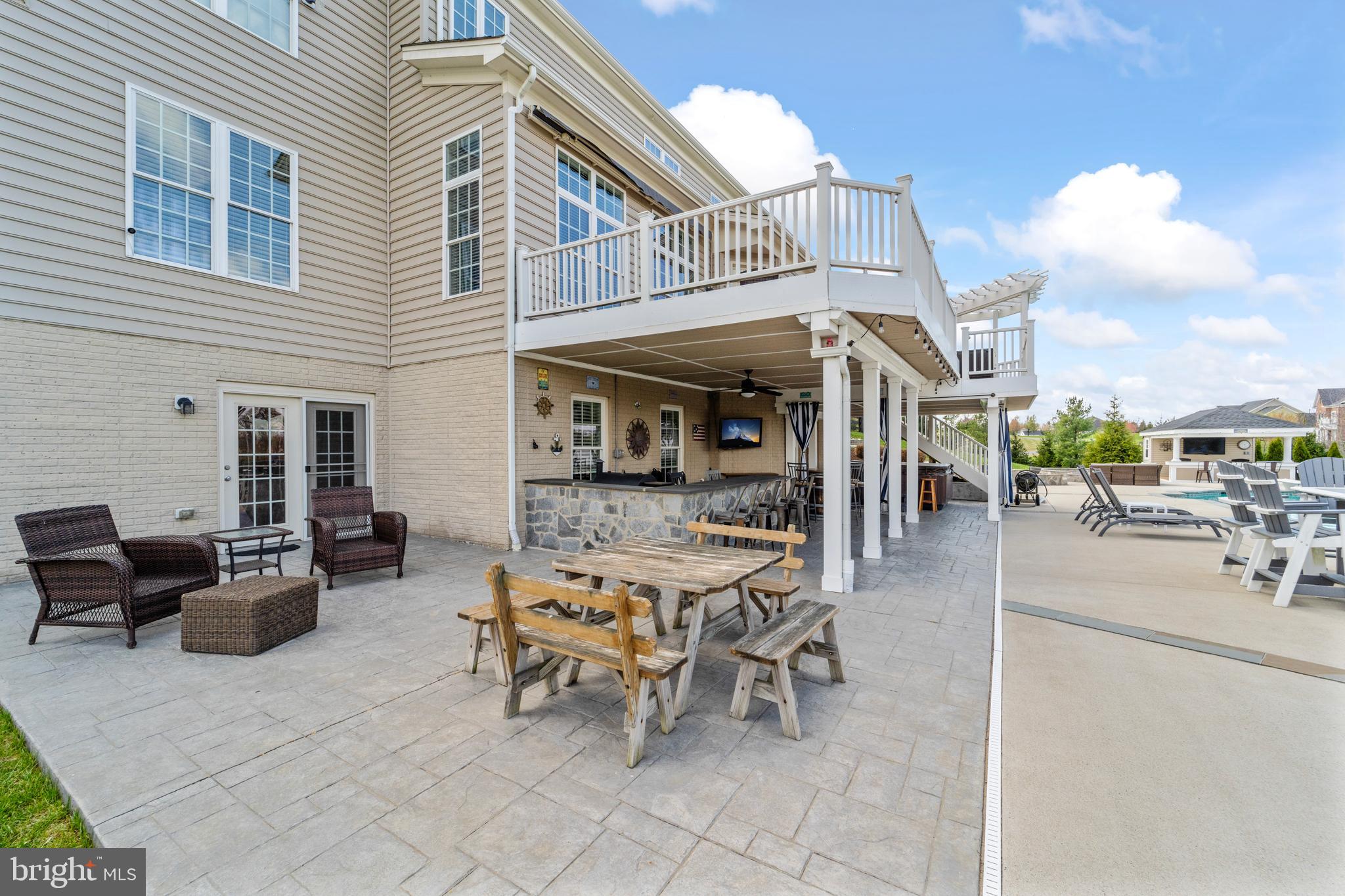 WATERFORD CREEK - Residential