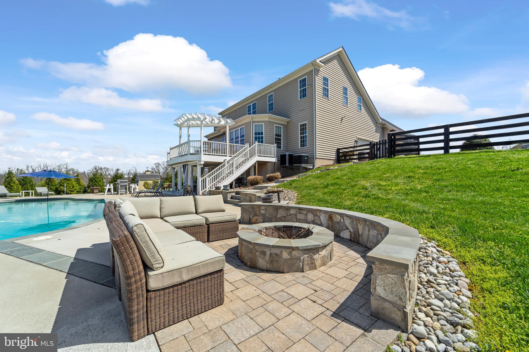 WATERFORD CREEK - Residential