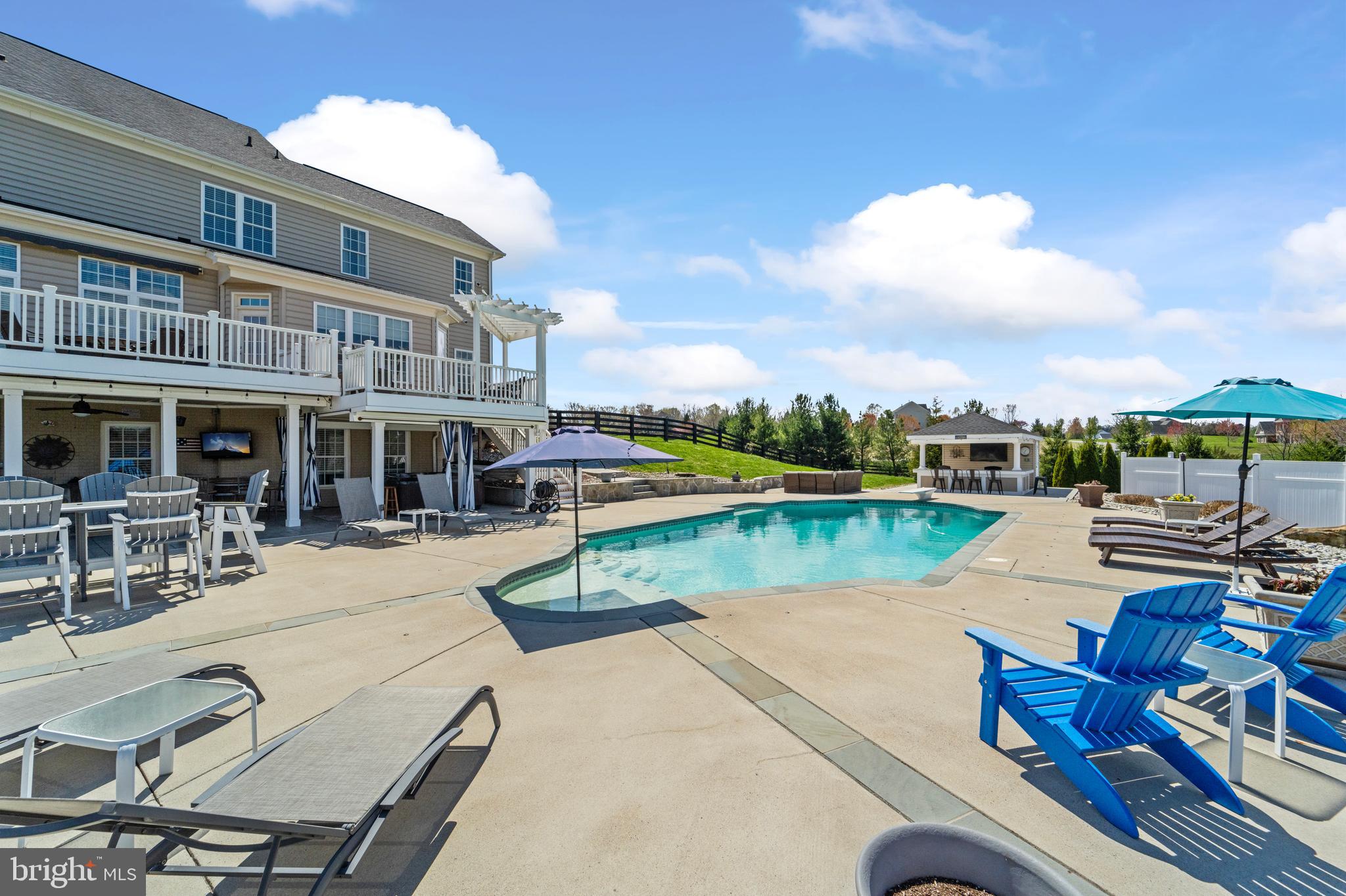 WATERFORD CREEK - Residential