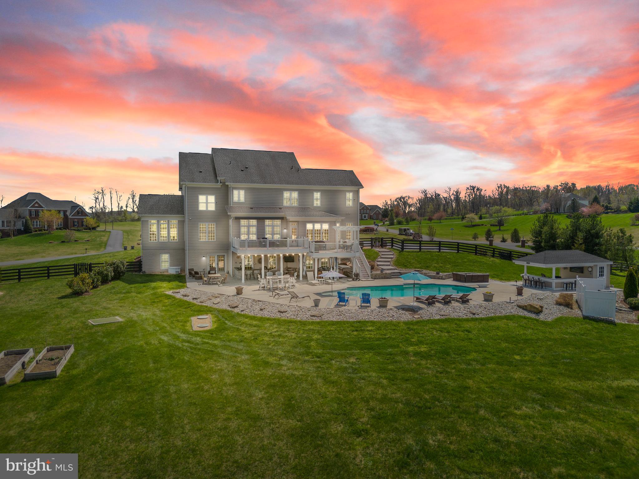 WATERFORD CREEK - Residential