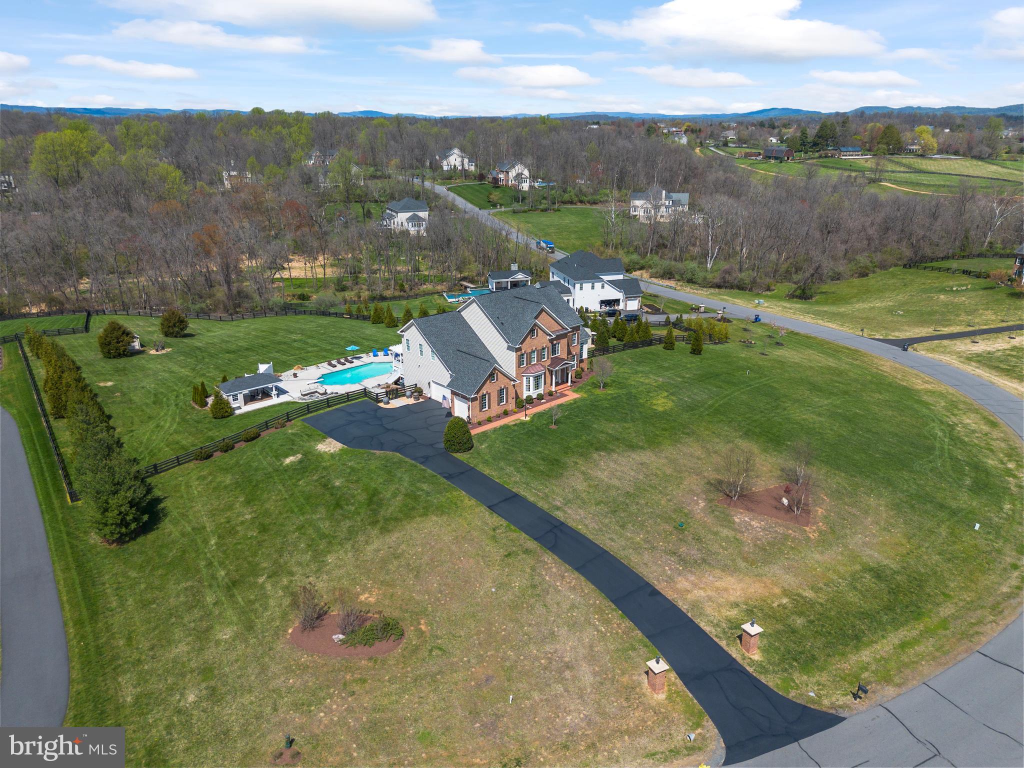 WATERFORD CREEK - Residential