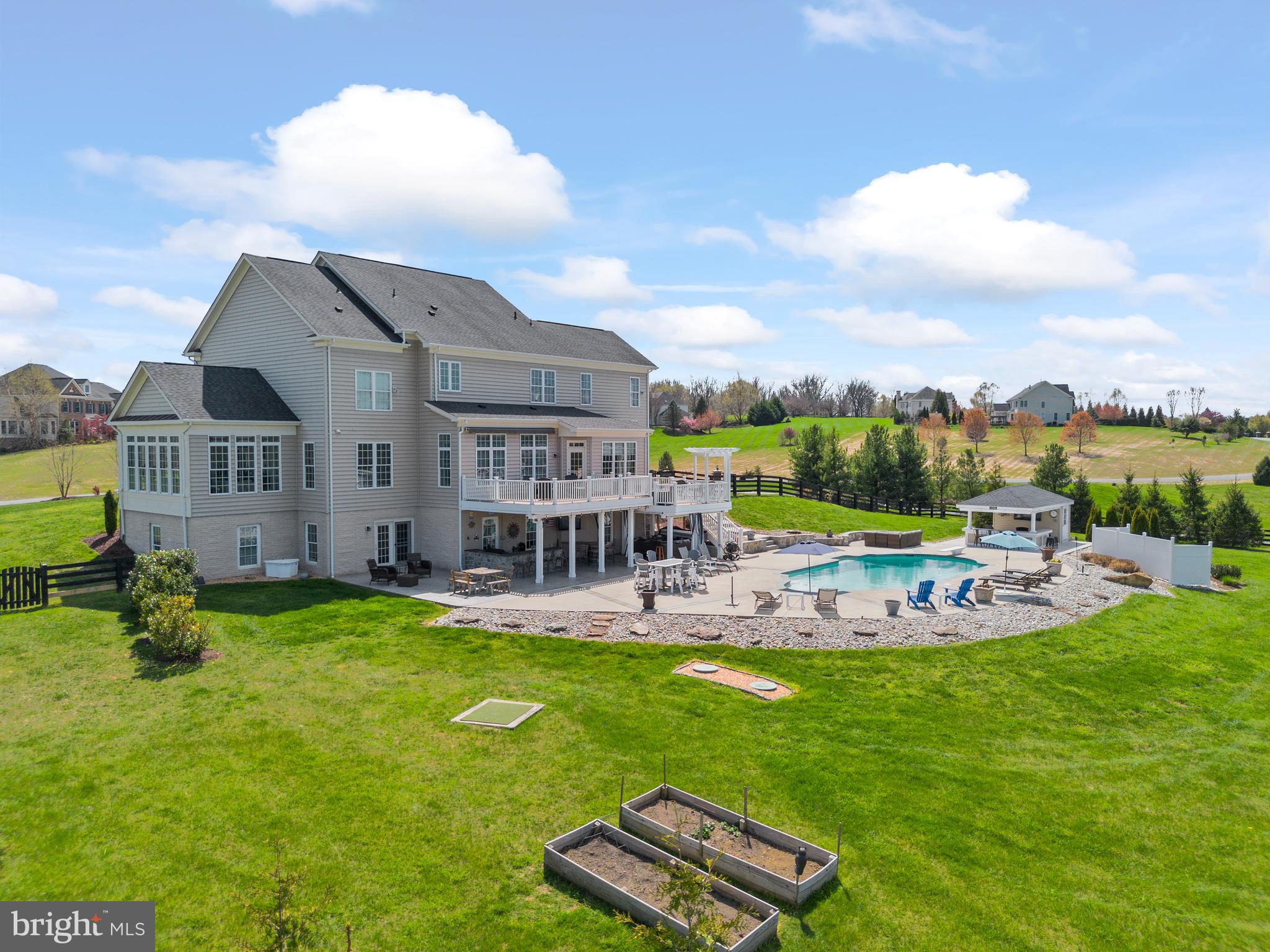 WATERFORD CREEK - Residential