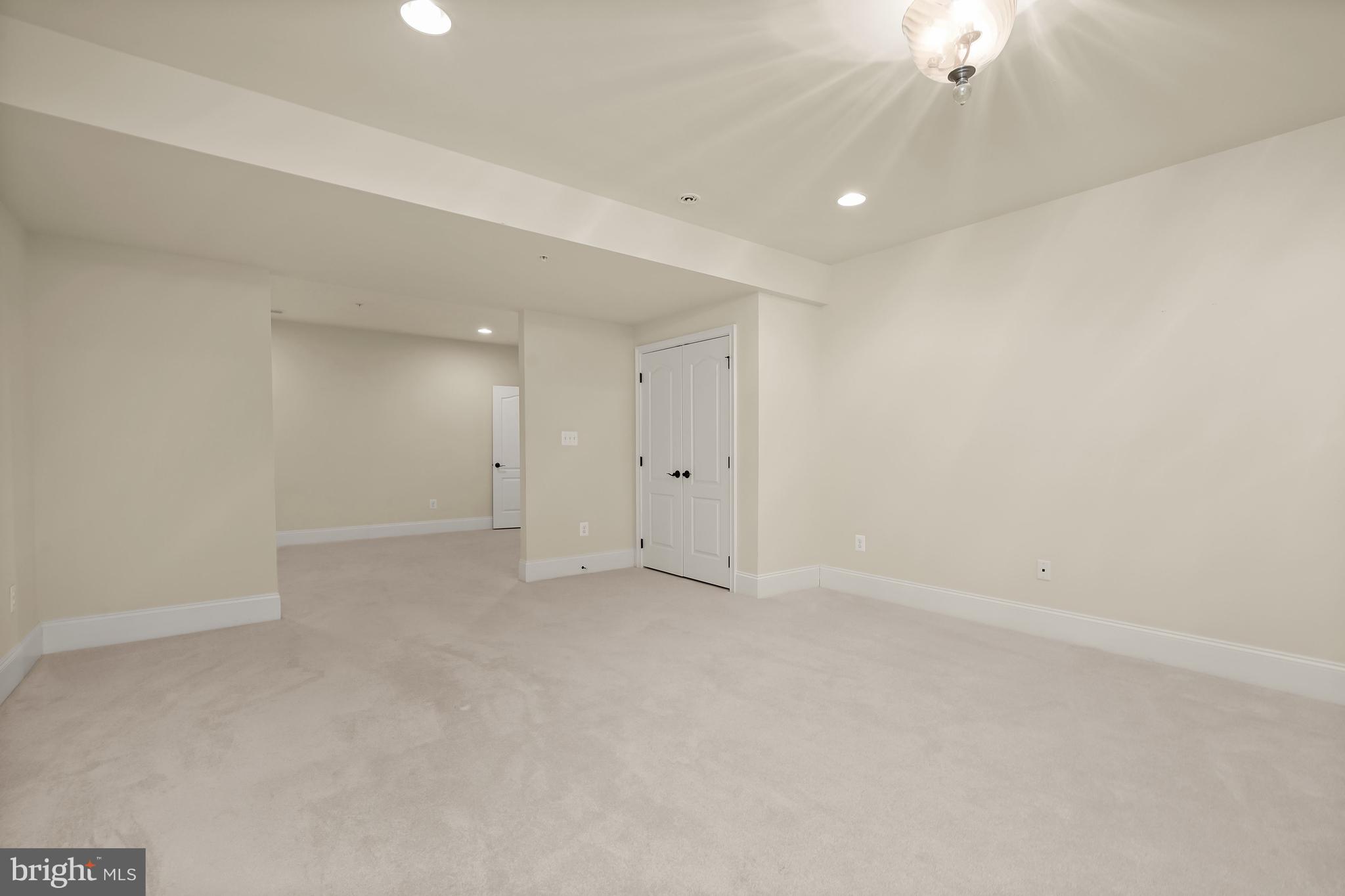 PATUXENT CHASE - Residential