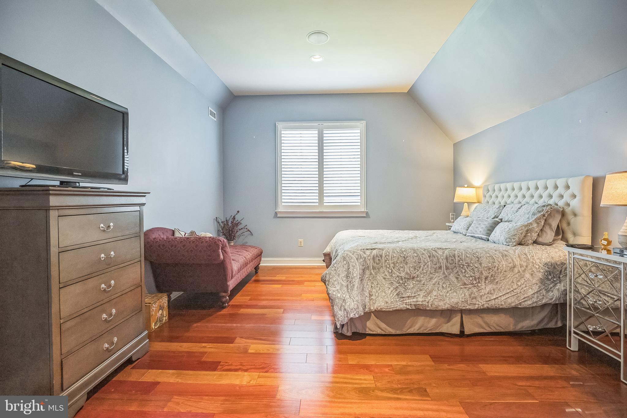 GREYSTONE - Residential