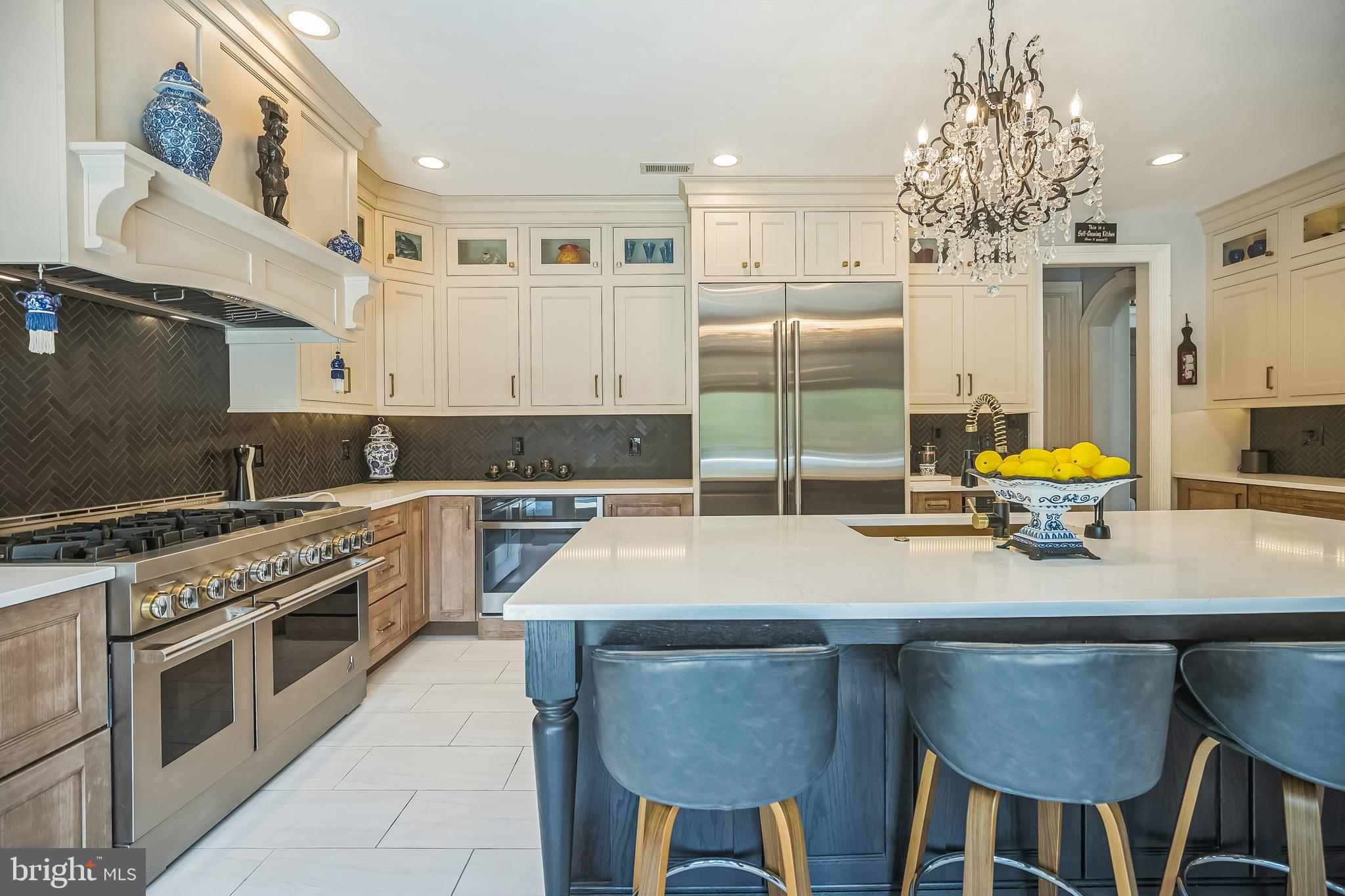 GREYSTONE - Residential