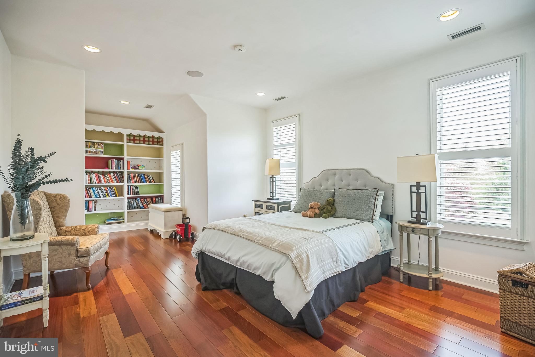 GREYSTONE - Residential