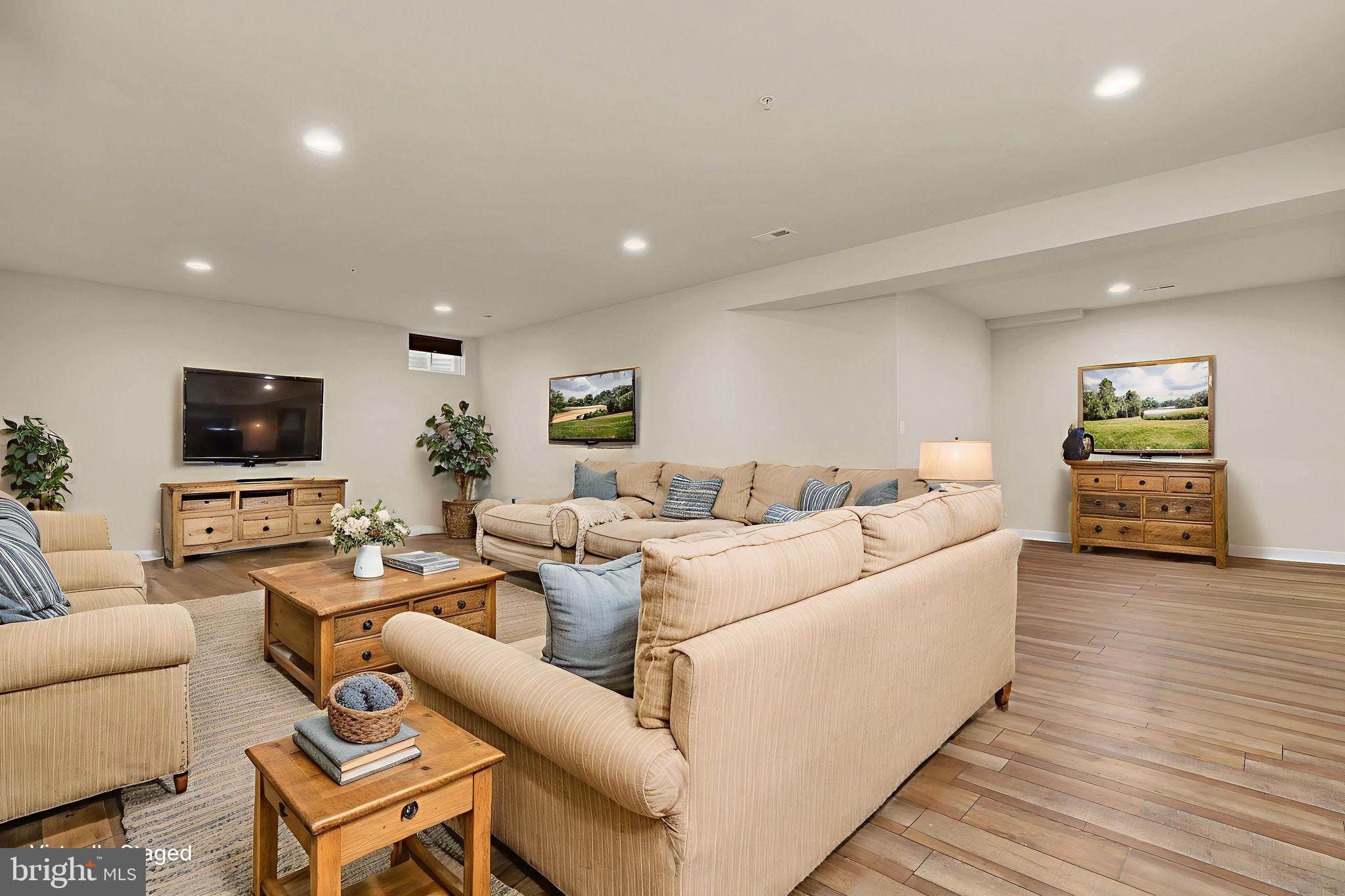 LANDSDALE - Residential