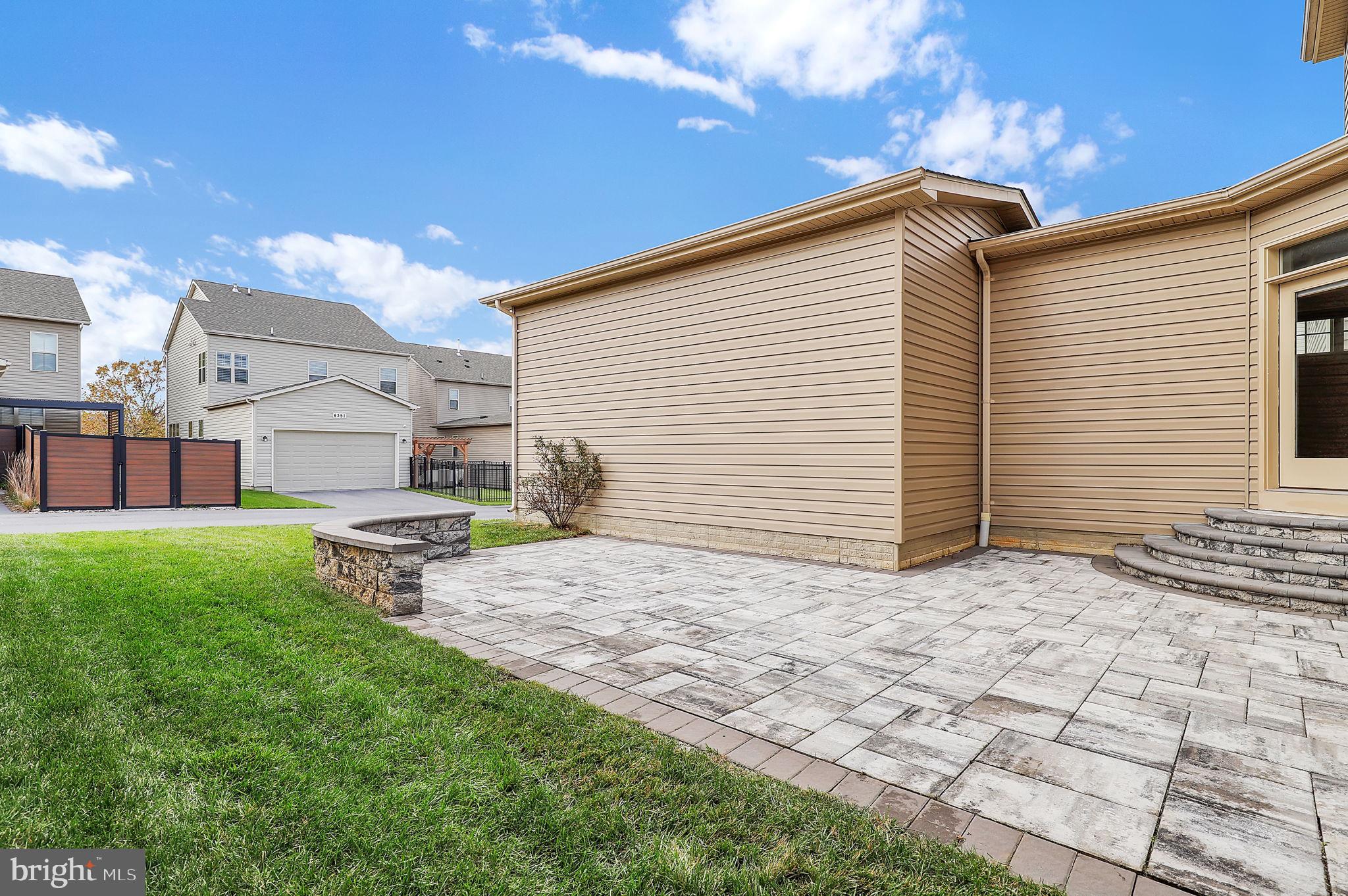 LANDSDALE - Residential