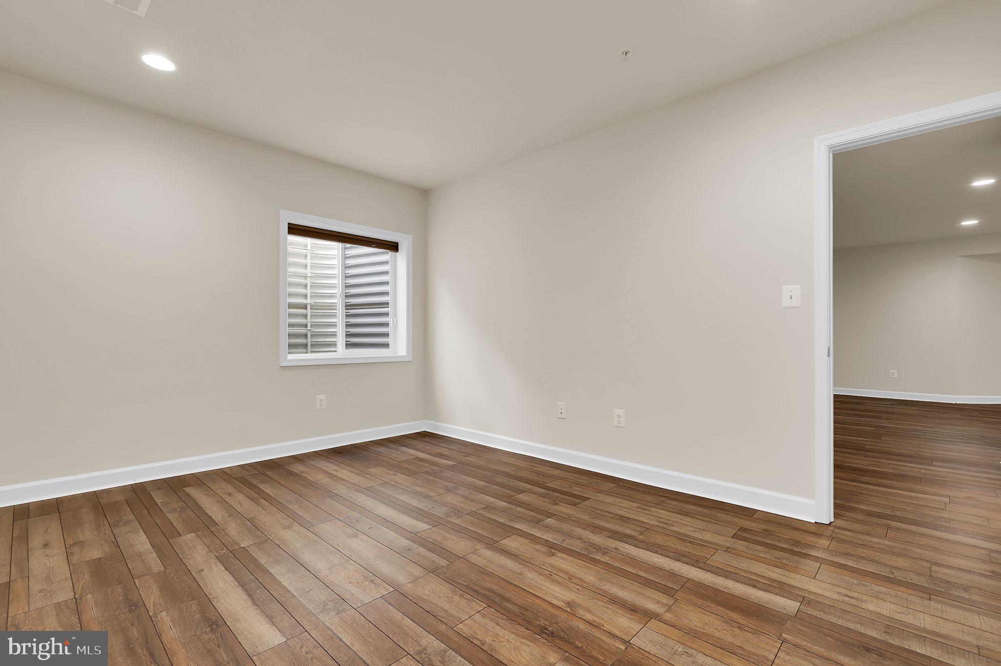 LANDSDALE - Residential