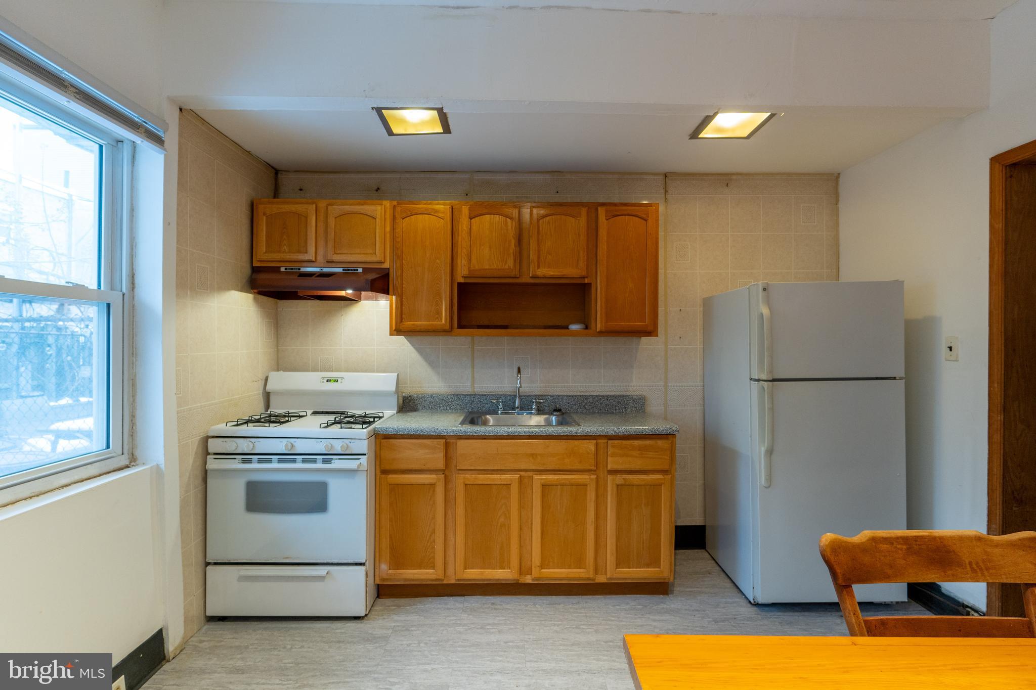 POINT BREEZE - Residential Lease