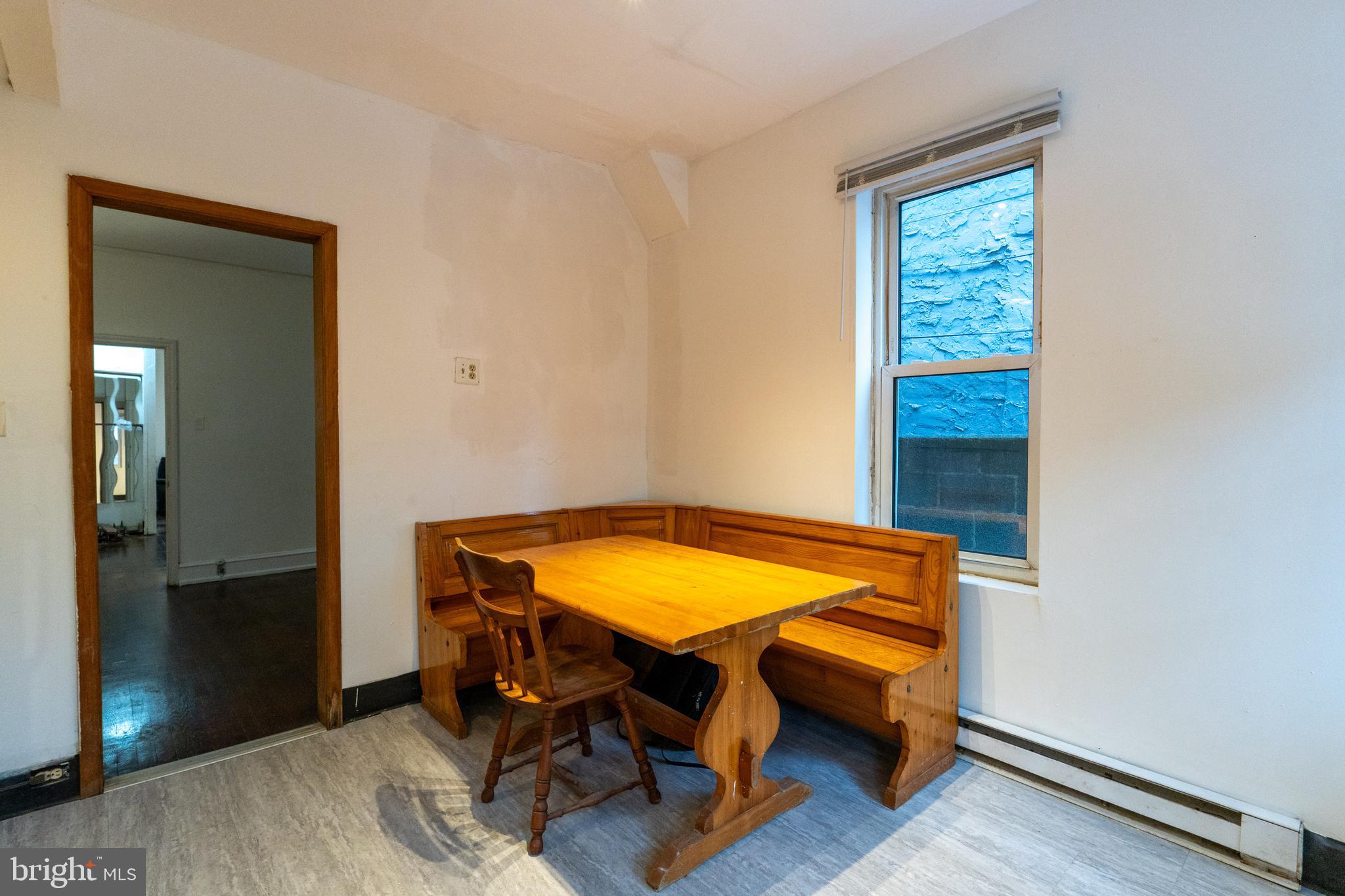 POINT BREEZE - Residential Lease