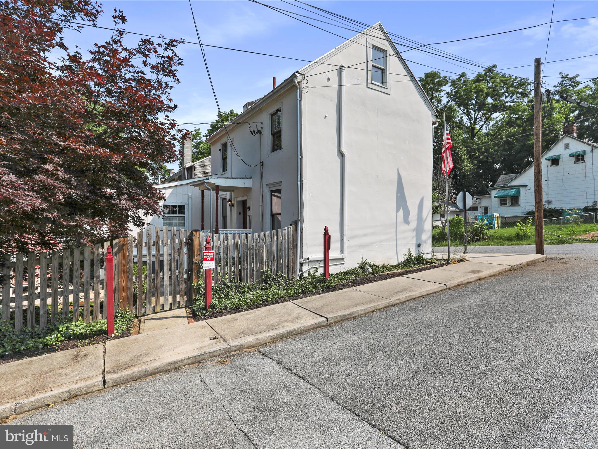 CHARLES TOWN - Residential