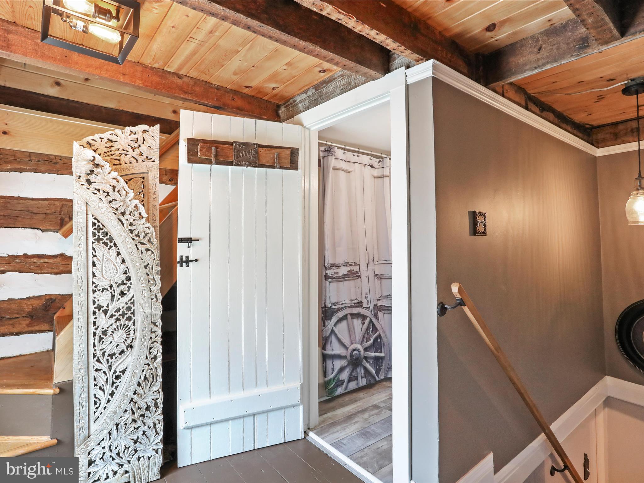 CHARLES TOWN - Residential