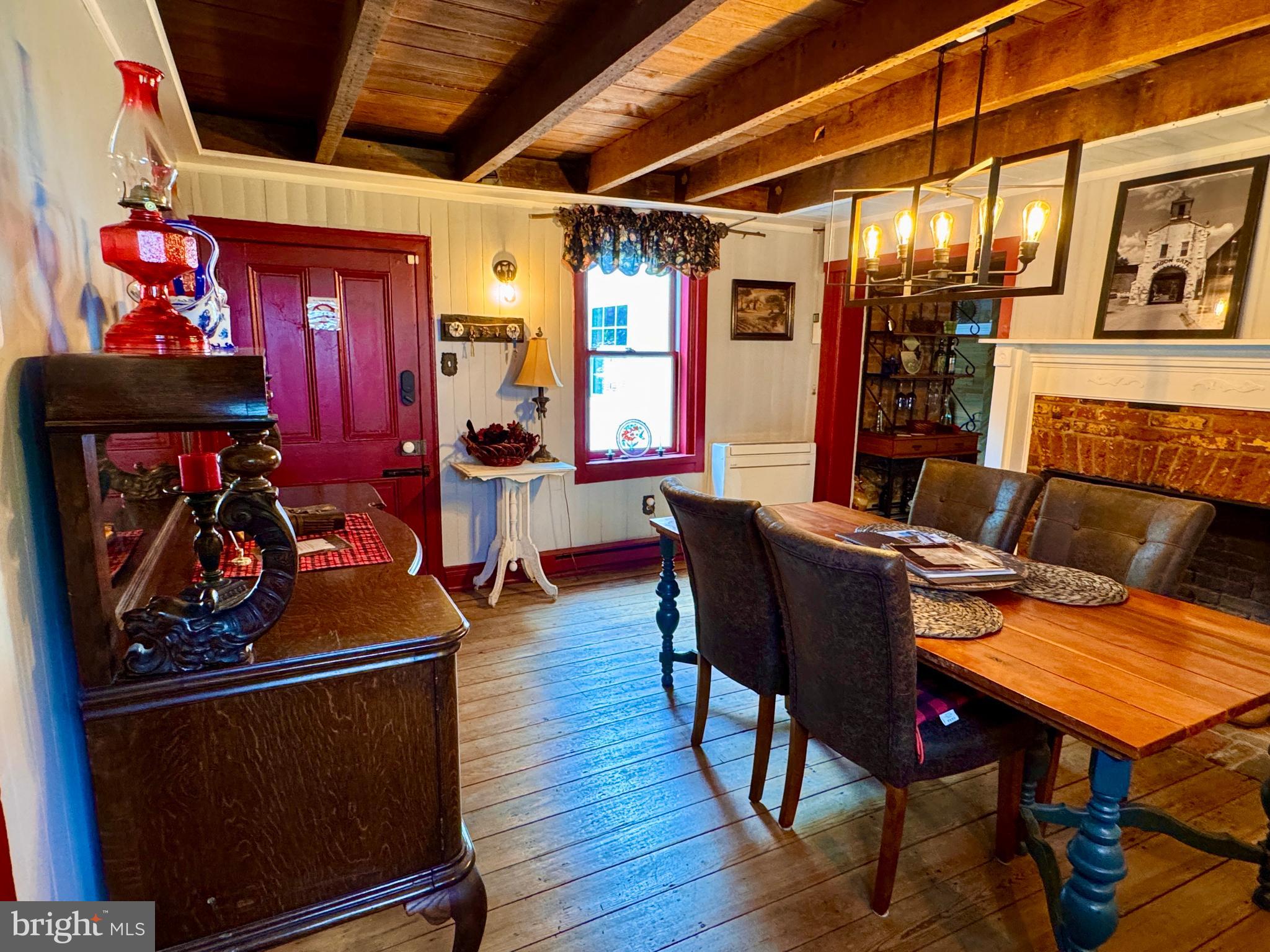 CHARLES TOWN - Residential