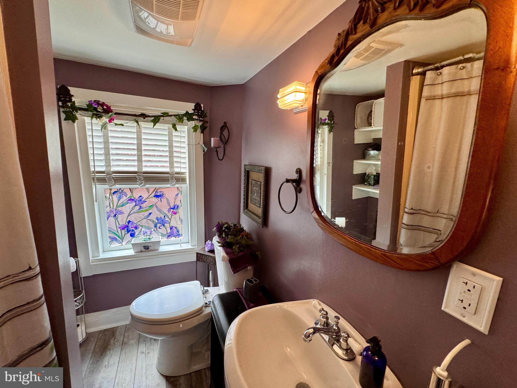 CHARLES TOWN - Residential