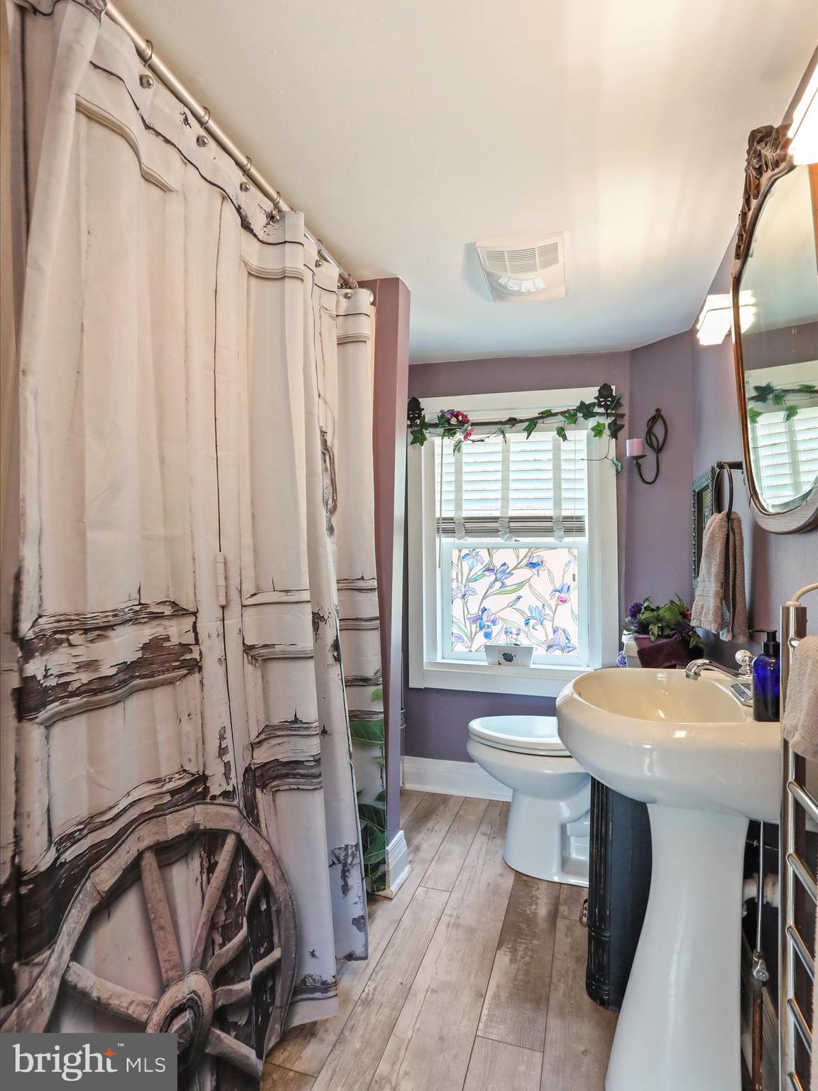 CHARLES TOWN - Residential