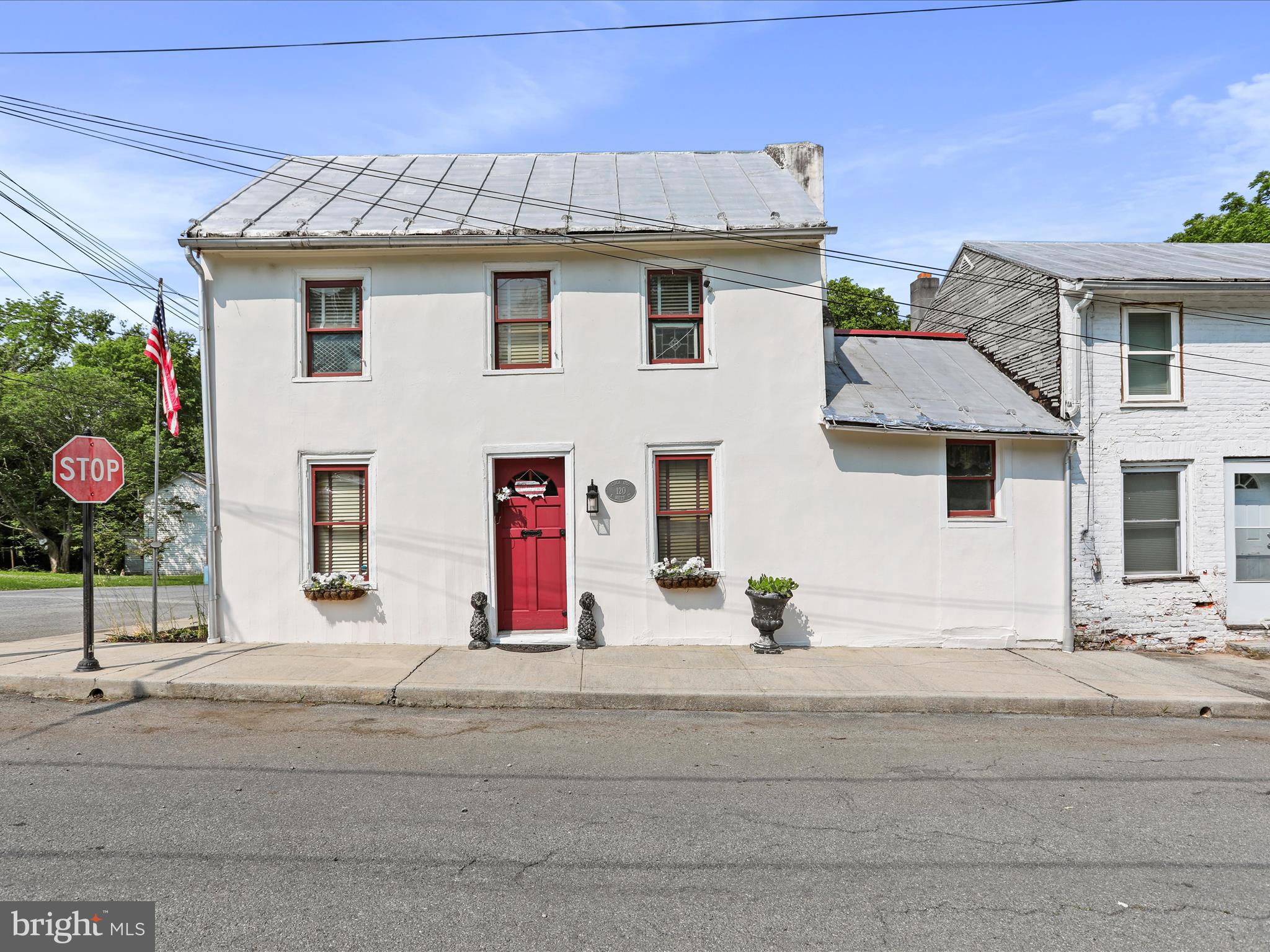 CHARLES TOWN - Residential