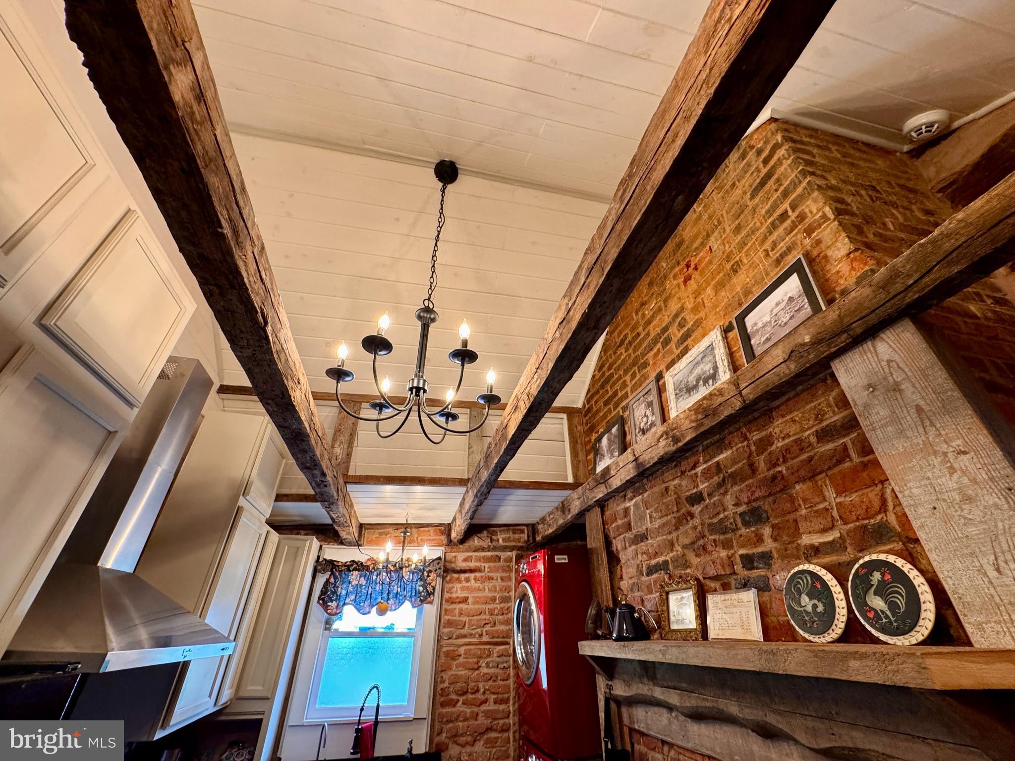 CHARLES TOWN - Residential