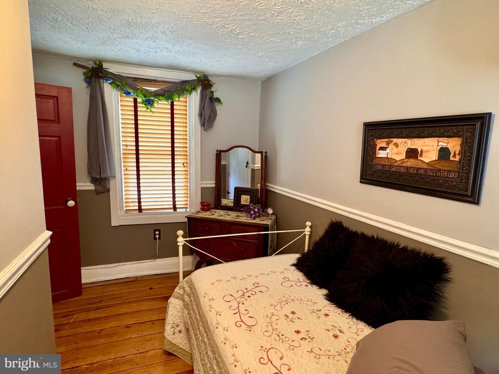 CHARLES TOWN - Residential