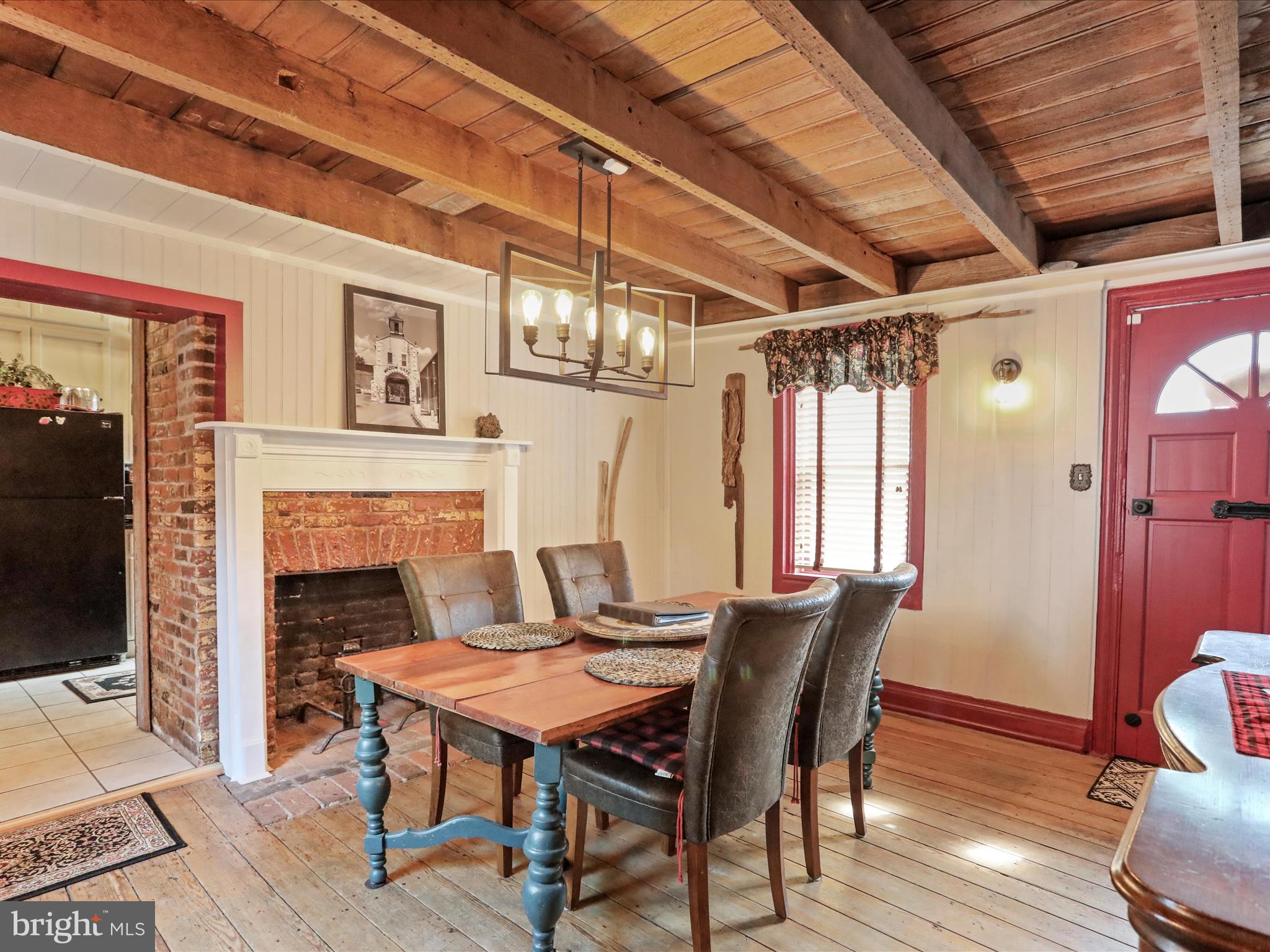 CHARLES TOWN - Residential