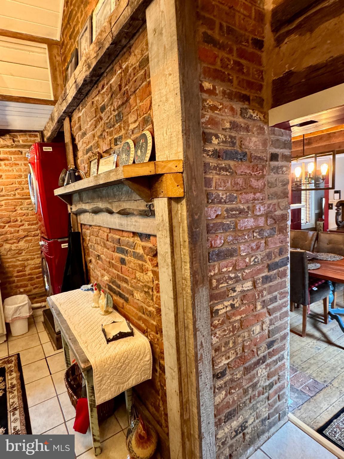 CHARLES TOWN - Residential